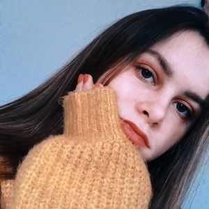 Meet your Posher, Juliette